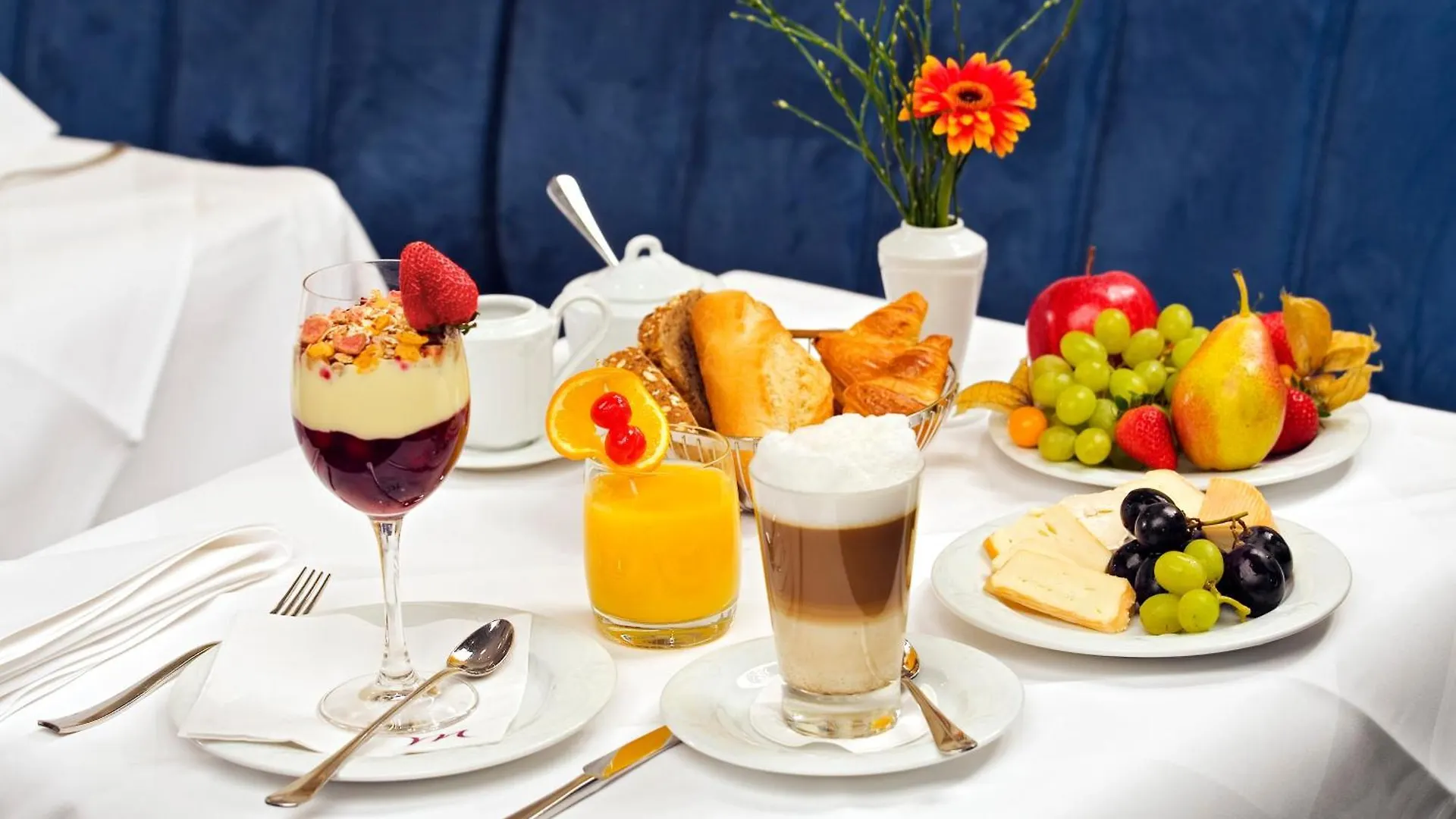 Mercure Hotel & Residenz Berlin Checkpoint Charlie 4*,