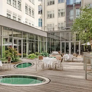 4* Otel Moevenpick Am Potsdamer Platz