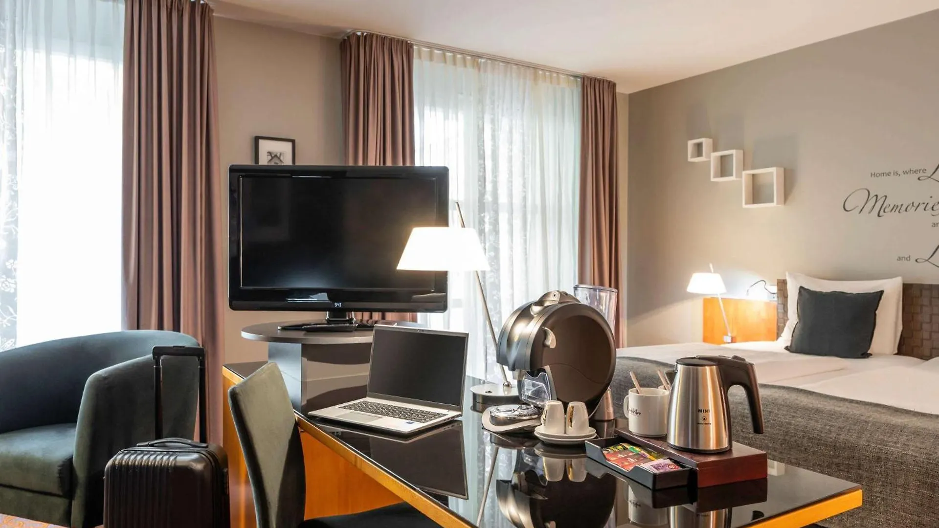 Mercure Hotel & Residenz Berlin Checkpoint Charlie 4*,  Germany